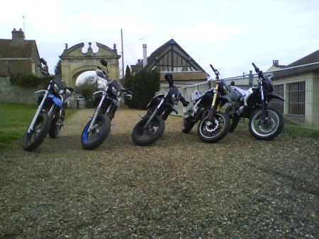 Les derbi et dt.